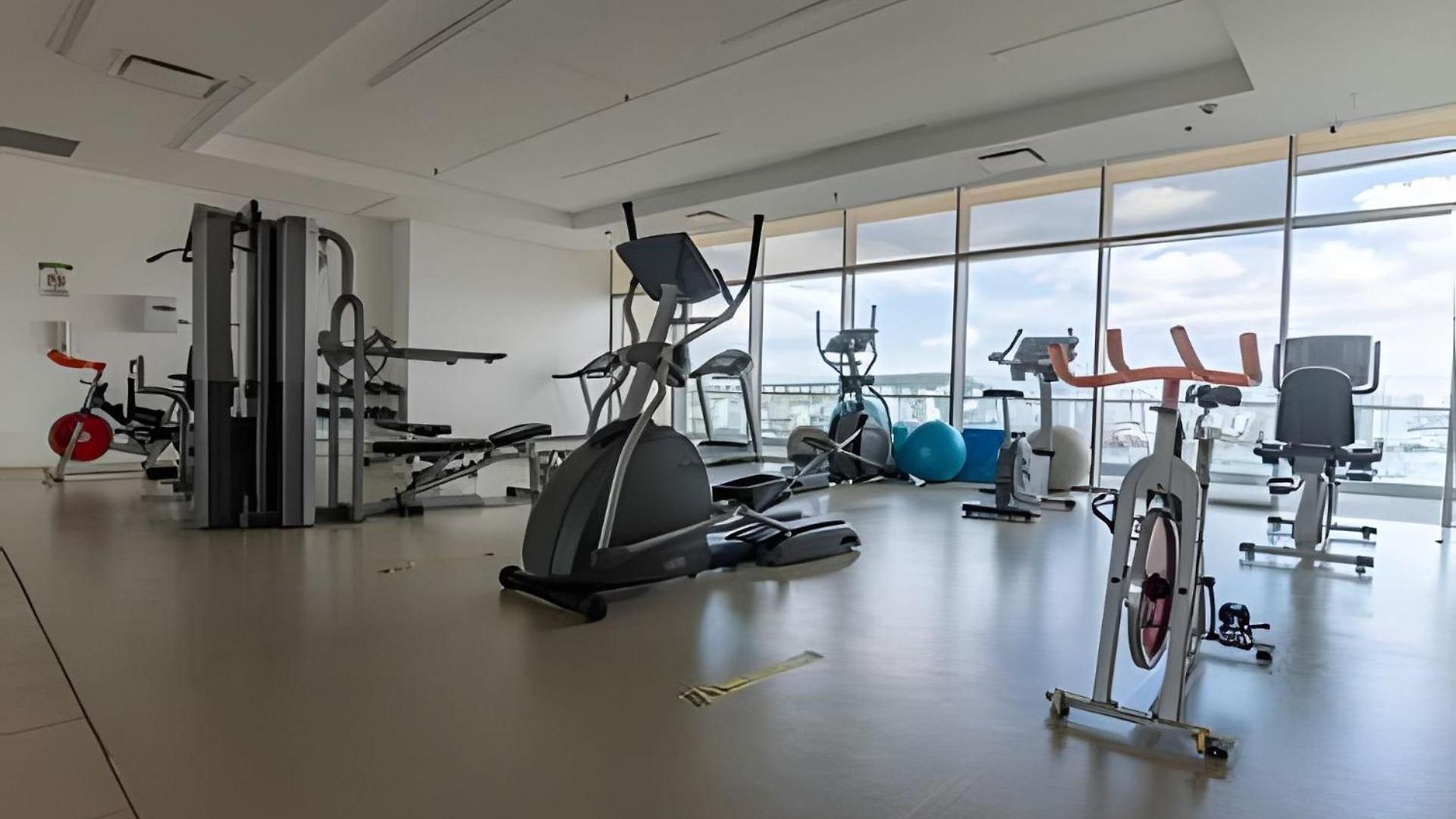H2 Lujoso Apto 1 Hab Piso 23 Con Empleada