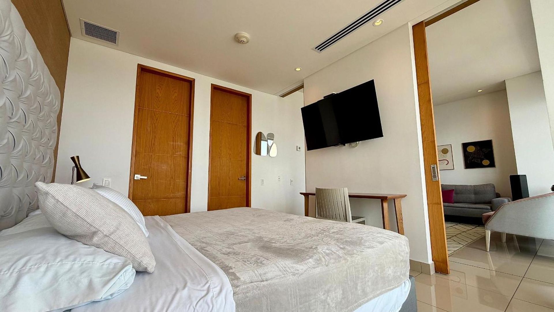 H2 Lujoso Apto 1 Hab Piso 23 Con Empleada Apartment *