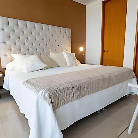 H2 Lujoso Apto 1 Hab Piso 23 Compl. Empleada Apartment *